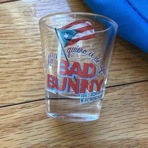 Bad Bunny No Me Quiero Ir De Aqui Shot Glass Residencia en el Choli  🇵🇷